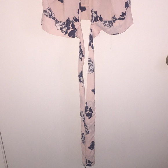 Halter top - Picture 4 of 6